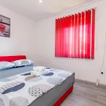 Amazing Home In Stankovci Apartment
