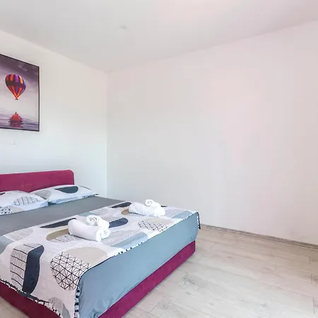 Апартаменты In With Kitchen Stankovci (Zadar)